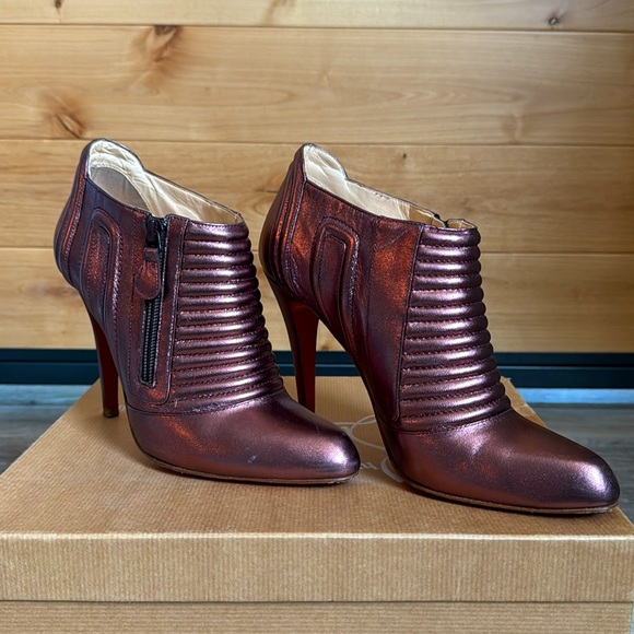 CHRISTIAN LOUBOUTIN - Picture 4 of 6